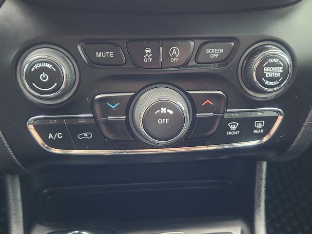 Used 2020 Jeep Cherokee For Sale in Grove City, OH