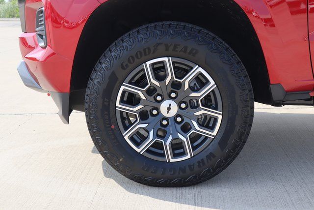 2025 Chevrolet Colorado Z71 - 8