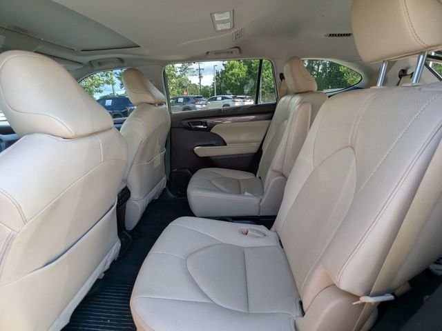 Used 2020 Toyota Highlander SUV