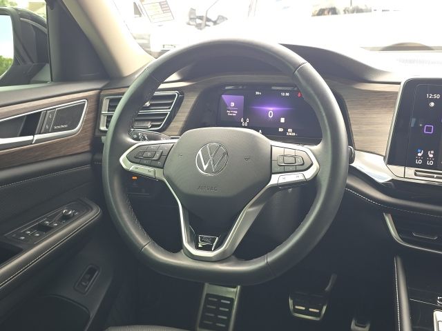 2024 Volkswagen Atlas 2.0T SEL Premium R-Line:169225A