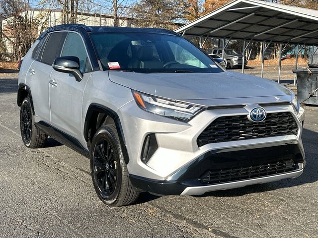 2022 Toyota RAV4 Hybrid XSE 1