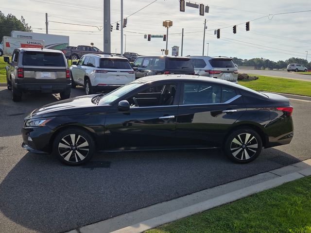 Used 2022 Nissan Altima Sedan