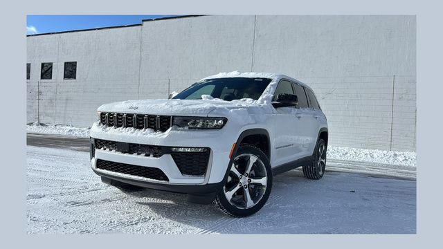 Bright White Clearcoat 2026 Jeep Grand Cherokee Limited 4WD SUV / Crossover Four-Wheel Drive 8-Speed Automatic