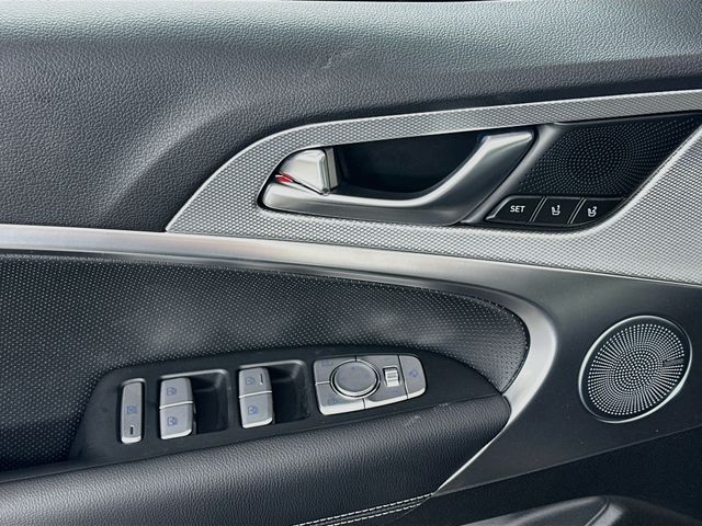 Thumbnail: 2026 Genesis G70 - 19