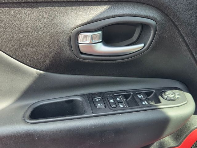 Used 2020 Red Jeep Trailhawk image 28