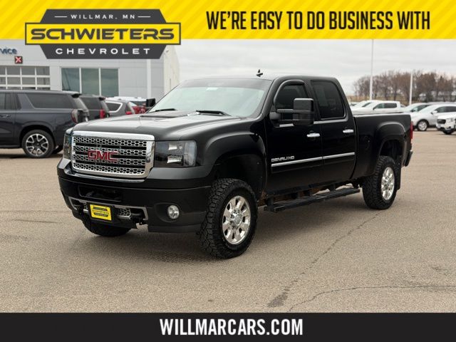 2012 GMC Sierra 2500HD Denali Crew Cab SB 4WD