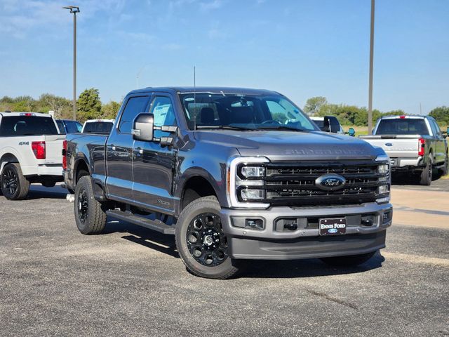 2024 Ford F-250SD Lariat 2