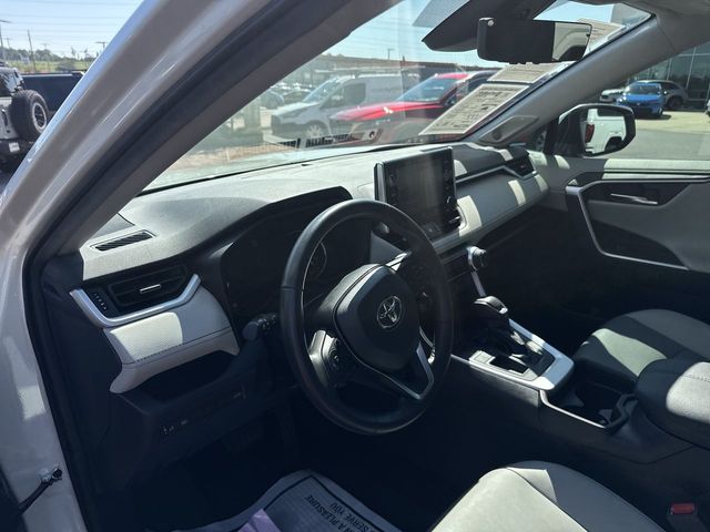 Used 2020 Toyota RAV4 SUV
