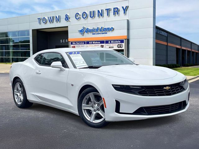 Summit White 2023 Chevrolet Camaro Coupe Rear-Wheel Drive 8-Speed Automatic