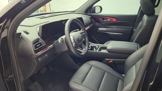 2025 Chevrolet Traverse Z71 - 8