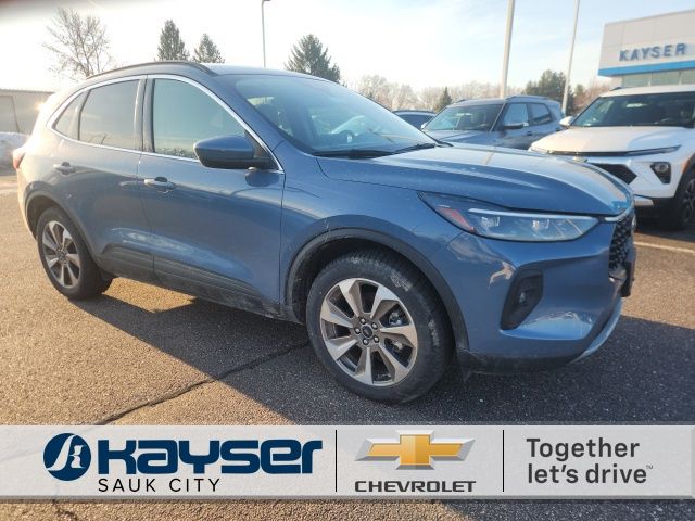 2025 Ford Escape Platinum AWD