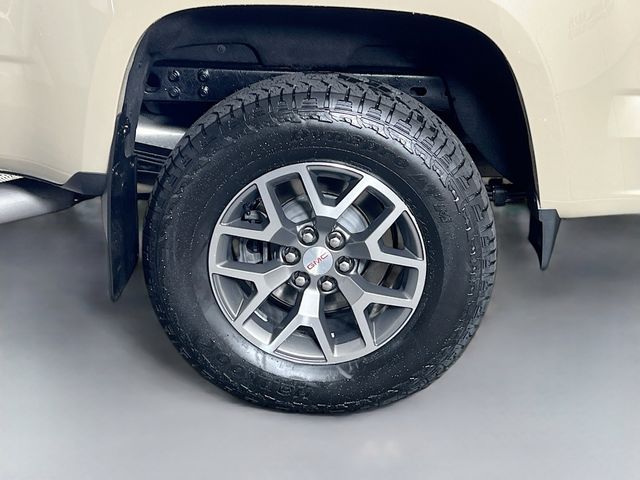 Used 2021 Beige GMC AT4 w/Leather image 34
