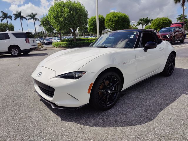 2021 Mazda MX-5 Miata Club 16