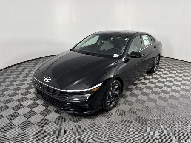New 2025 Hyundai Elantra Hybrid For Sale in Indianapolis, IN