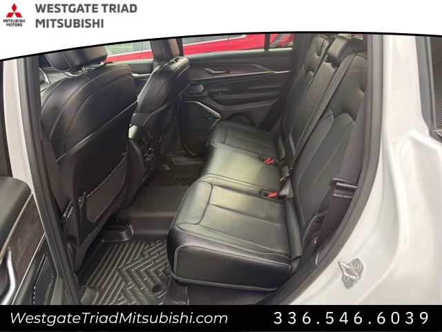 JeepGrand Cherokee17