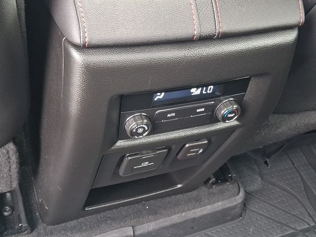 used 2023 Chevrolet Traverse car, priced at $39,950