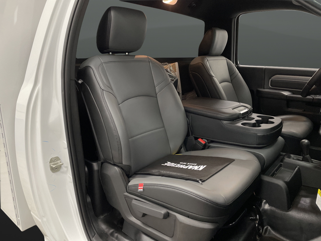 2024 RAM 3500 Tradesman - Photo 36
