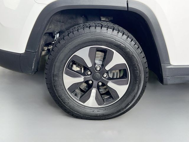 Used 2024 White Jeep 4xe image 38