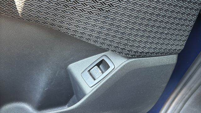 Used 2023 Blue BMW xDrive28i image 38