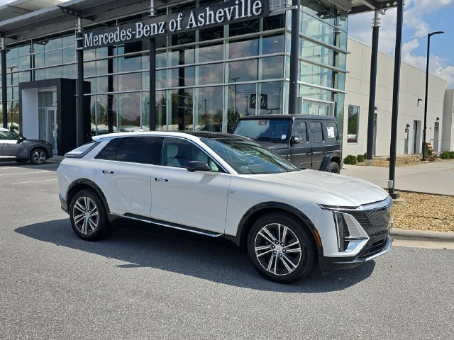 2024 Cadillac LYRIQ Luxury 1 AWD