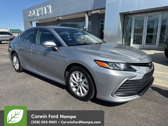 Celestial Silver Metallic 2022 Toyota Camry LE AWD Sedan All-Wheel Drive 8-Speed Automatic