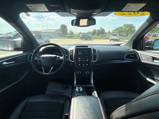 Used 2022 Ford Edge SUV