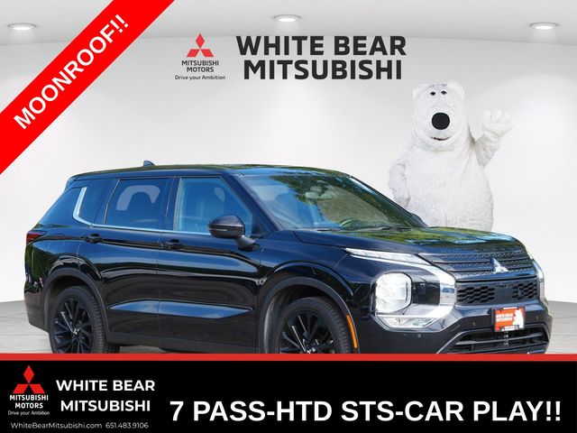 Labrador Black Pearl 2022 Mitsubishi Outlander SUV / Crossover All-Wheel Drive Continuously Variable Transmission