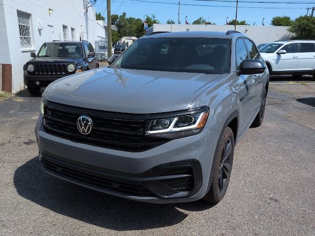 2023 Volkswagen Atlas Cross Sport 3.6L V6 SEL R-Line Black 4MOTION's photo