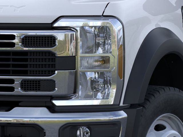 2025 Ford F-550 Super Duty 