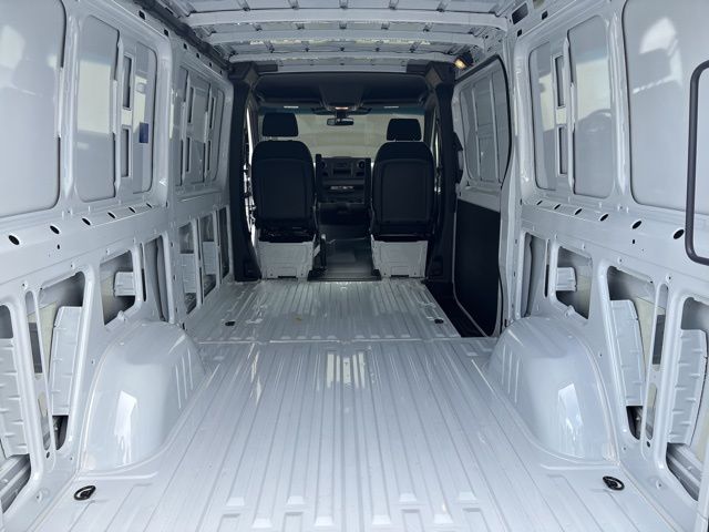 2025 Mercedes-Benz Sprinter 2500 Cargo 144 WB photo