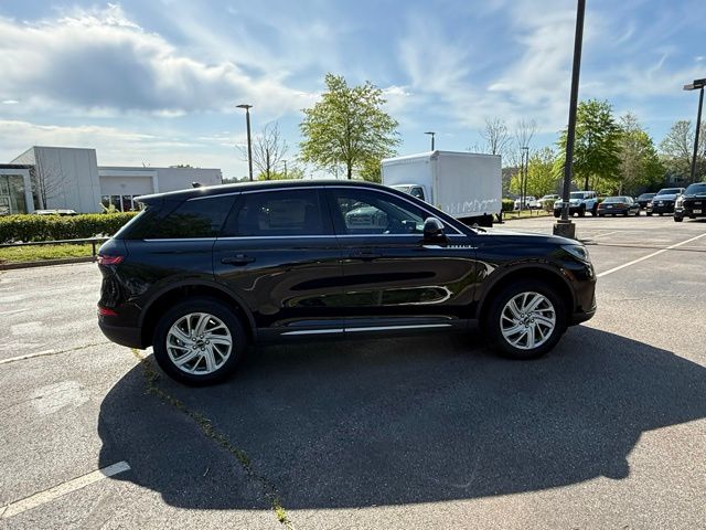 2025 Lincoln Corsair Premiere photo