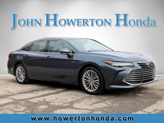 2019 Toyota Avalon Hybrid Limited FWD