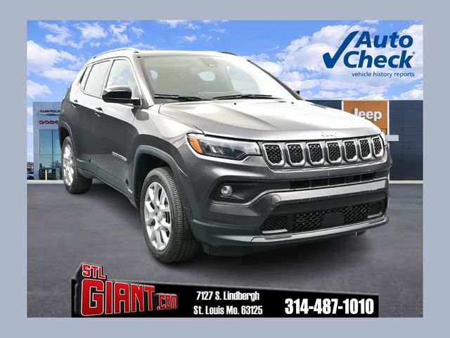 Gray (Granite Crystal Metallic Clearcoat) 2023 Jeep Compass SUV / Crossover Four-Wheel Drive 8-Speed Automatic