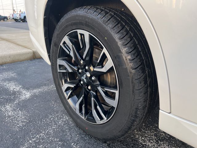 Used 2018 Mitsubishi Outlander PHEV SEL 4D Sport Utility