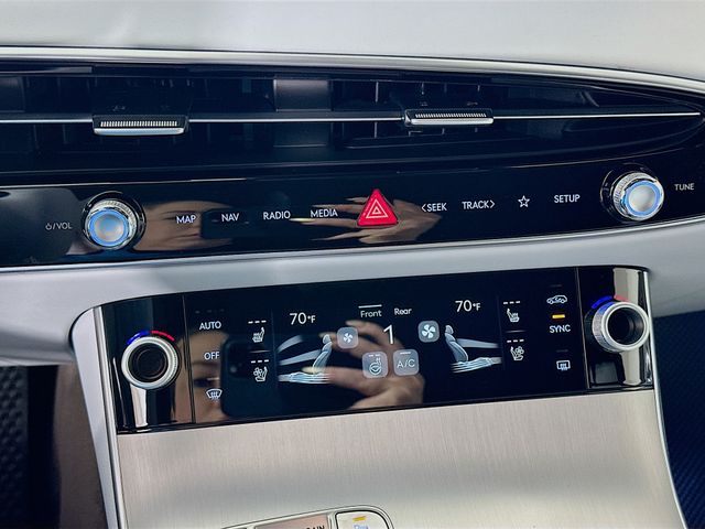 Thumbnail: 2026 Genesis GV70 - 14