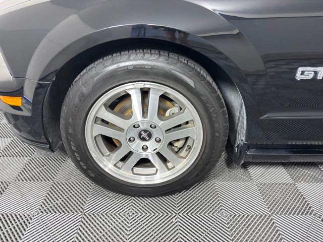 Used 2006 Ford Mustang Coupe