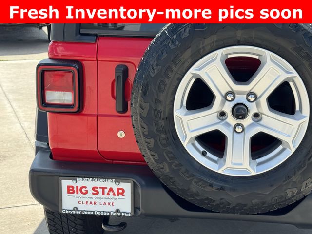 2019 Jeep Wrangler Unlimited Sport Red at Community Kia