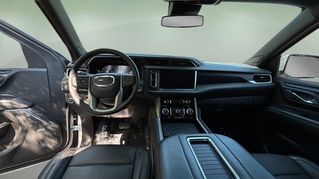 Used 2023 White GMC Denali image 16