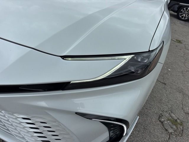 2025 Toyota Camry XSE - Photo 9