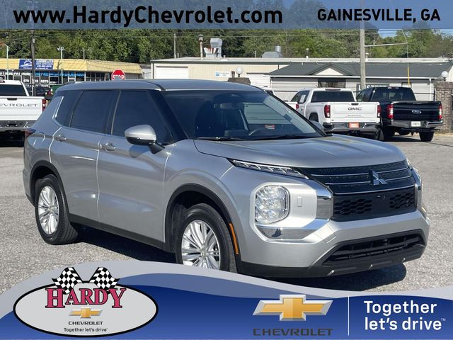 Silver 2024 Mitsubishi Outlander ES S-AWC SUV / Crossover All-Wheel Drive Continuously Variable Transmission