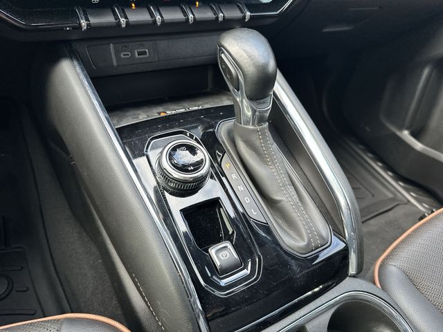 Used 2024 Brown GMC AT4 image 21