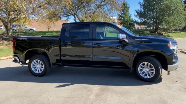 2022 Chevrolet Silverado 1500 LT 9