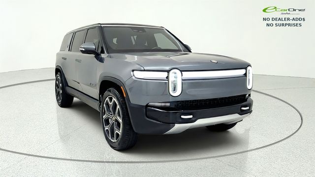 2025 Rivian R1S
