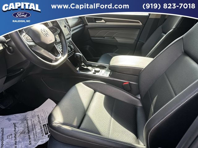 Used 2023  Volkswagen 3.6L V6 SE w/Technology image 19