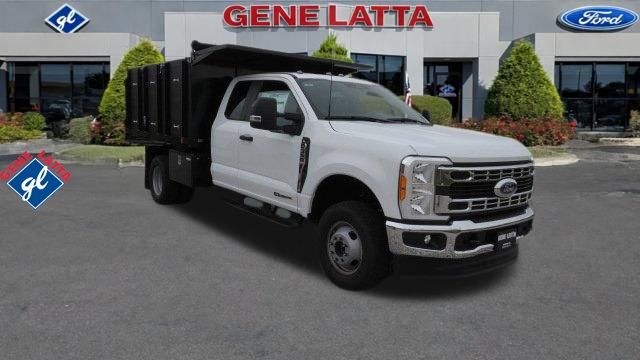 2023 Ford F-350 Super Duty Chassis XL SuperCab DRW 4WD