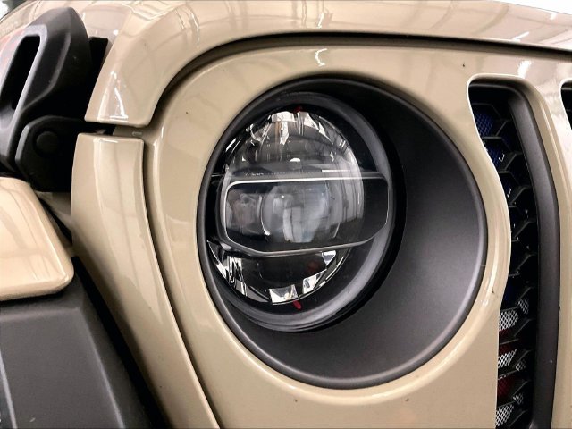 2022 Jeep Gladiator Mojave Beige at Auto Express Mitsubishi