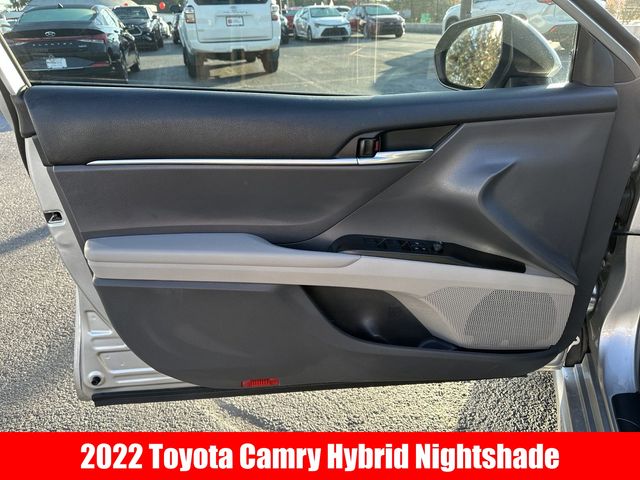 2022 Toyota Camry Hybrid SE 4