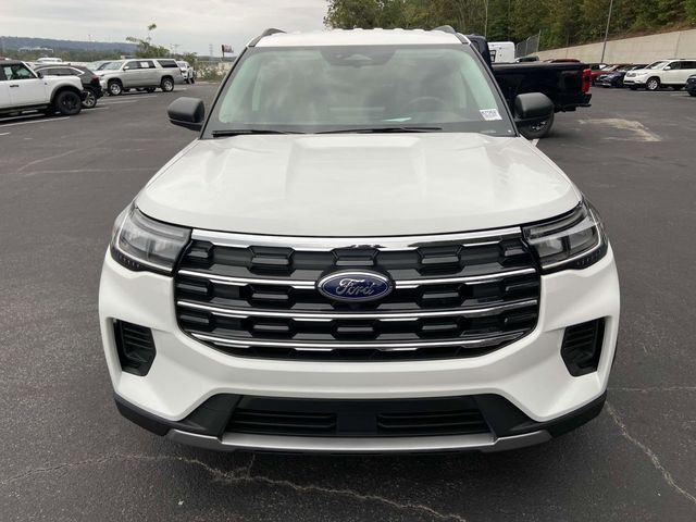 2025 Ford Explorer Active 9