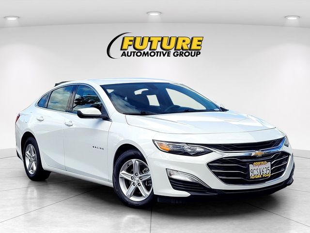 Summit White 2022 Chevrolet Malibu LS Fleet FWD Sedan Front-Wheel Drive Continuously Variable Transmission