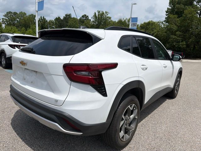 Used 2025 Chevrolet Trax SUV